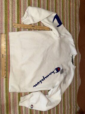 Champion White Crewneck Sweatshirt It Takes A Little More Graphic Size M